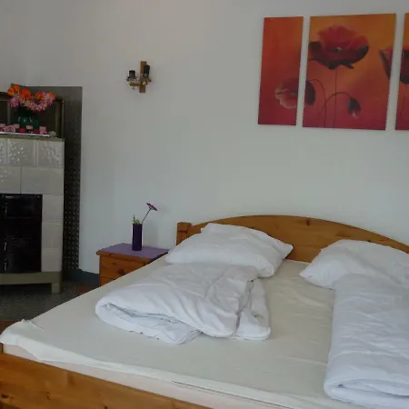 Moly Apartment *